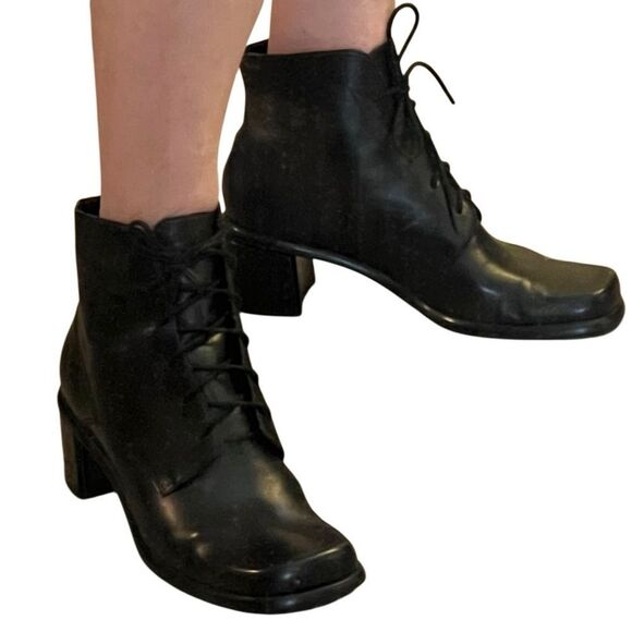Vintage 90s Y2K Black Leather Square Toe Lace Up Ankle Boots 8.5 Whimsigoth - Picture 7 of 15